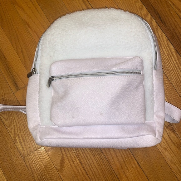 white backpack - Picture 1 of 4